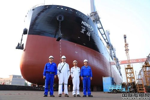 中船澄西為交銀金租建造9號62000噸重吊船下水