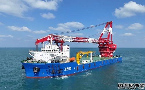 振華重裝承建電建海工全回轉起重船完成航行試驗