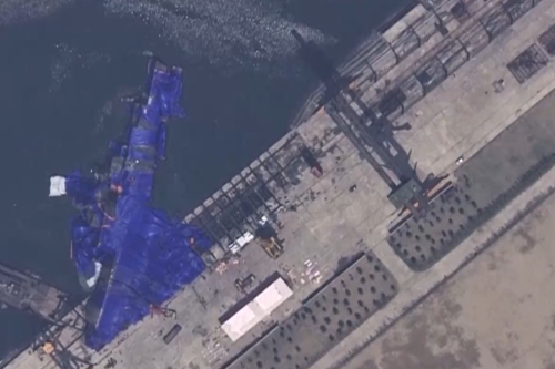 5人被傳喚拘留！朝鮮新建驅(qū)逐艦下水“翻車”
