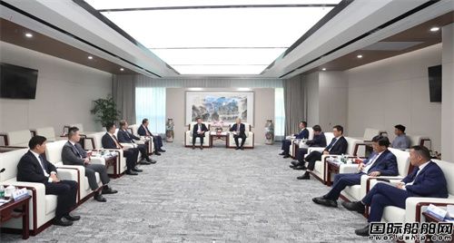 人民幣結(jié)算!全球最大集裝箱船船東力挺中國(guó)造船