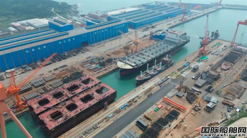 三船出塢兩半船漂浮!招商工業青島船廠同日完成五大節點