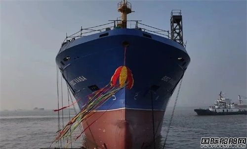 三福船舶12500噸多用途船一船下水一船上臺