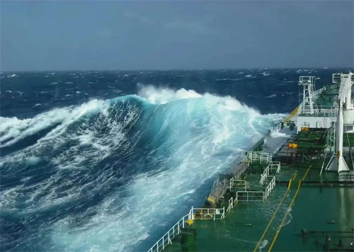 若俄烏達成和平協(xié)議,油船市場將面臨大幅修正