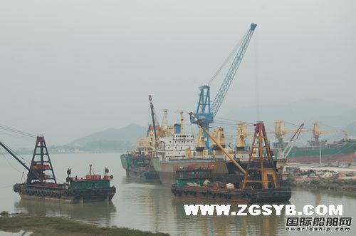 江門(mén)拆船業(yè)向“綠色拆船”靠攏
