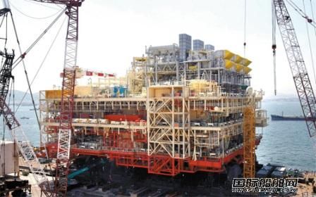 現代重工建16億美元海上平臺下水