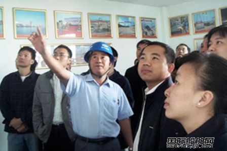 華工MBA學員訪問中船龍穴造船